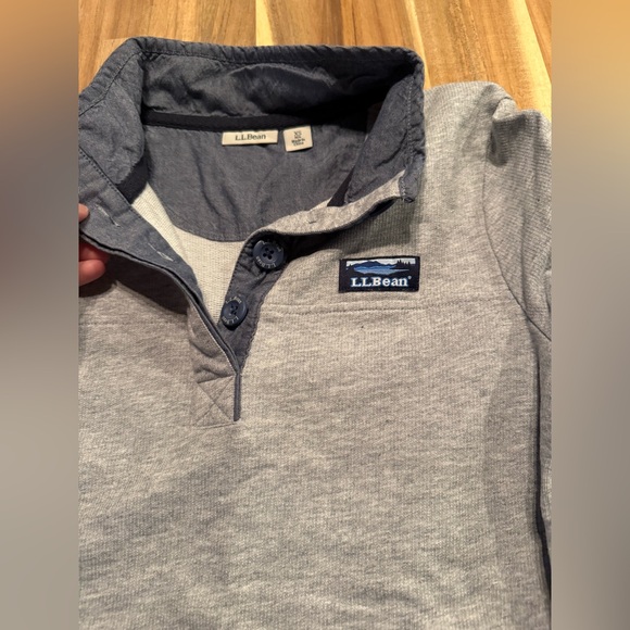 L.L Bean pullover - Picture 3 of 3